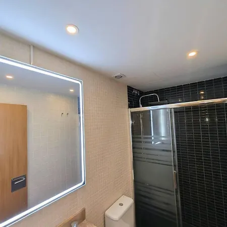 Apartman Relax En Lloret Con Gym Y Piscina By Host&joy Lloret de Mar